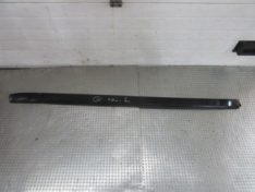 Suzuki Grand Vitara II 2007 5D RELING LISTWA NAKŁADKA LEWA Z DACHU