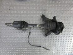 Nissan Qashqai J10 2.0i 2008 PÓŁOŚ LEWA PRZÓD 4WD AUTOMAT