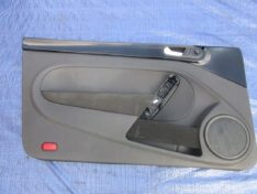 Volkswagen Beetle 2013 BOCZEK OSŁONA DRZWI LEWY PRZÓD