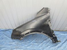 Opel Antara 2008 BŁOTNIK LEWY PRZÓD