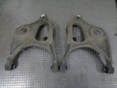 Jeep Grand Cherokee WK2 WAHACZ TYŁ PRAWY LEWY