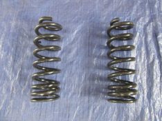 Jaguar F-Pace X761 2016 SPRĘŻYNA TYŁ