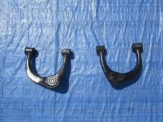 Toyota Land Cruiser 120 2005 WAHACZ GÓRNY PRZÓD