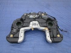 Dodge Durango III 6.4i 2020 ZBIORNIK PALIWA BAK