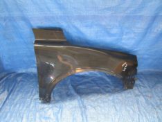 Volvo XC90 BŁOTNIK PRAWY PRZÓD