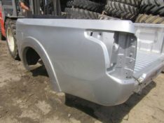 Mitsubishi L200 2015 1.5kabiny PAKA SKRZYNIA ZAŁUDNKOWA