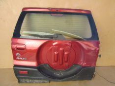 Toyota Rav4 II 00-05 KLAPA BAGAŻNIKA KOMPLETNA