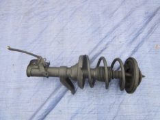 Ford Mustang V Lift 2011 AMORTYZATOR SPRĘŻYNA LEWY PRZÓD