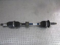 Suzuki Vitara III 1.6i 2WD 2016 PÓŁOŚ LEWA PRZÓD