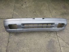 Opel Monterey ZDERZAK PRZÓD