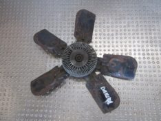 Dodge Dakota II 3.9i 2002 SPRZĘGŁO WISKOZA WIATRAK