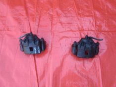 HYUNDAI TUCSON I 2005 ZACISK HAMULCOWY PRZÓD