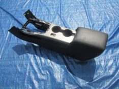 Malibu 2012 TUNEL ŚRODKOWY PODŁOKIETNIK SKÓRA EU