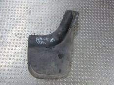 Toyota Hilux VIII 2018 CHLAPACZ PRAWY TYŁ