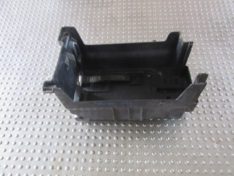 Chevrolet Malibu 2012 PODSTAWA PŁYTA AKUMULATORA