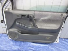 Opel Frontera B Long 98-04 5D BOCZEK BOCZKI DRZWI PRAWY PRZÓD