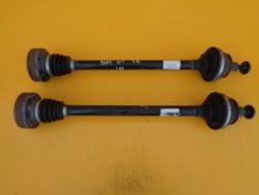 Bentley GT 2012 PÓŁOŚ TYŁ PRAWA LEWA