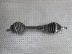 Volvo XC90 2004 2.4D PÓŁOŚ LEWA PRZÓD 163KM