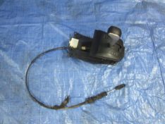 Isuzu D-Max II 2.5D 2013 LEWAREK WYBIERAK SKRZYNI AUTOMAT EU