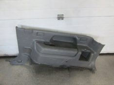 Suzuki Jimny 2003 BOCZEK OSŁONA BAGAŻNIKA PRAWY TYŁ