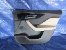 Jaguar F-Pace X761 2016 BOCZEK OSŁONA DRZWI PRAWY PRZÓD