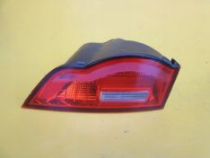 Jaguar F-Pace X761 2017 LAMPA LEWA TYŁ Z KLAPY HK83-15K273-AA