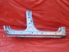 CITROEN C-CROSSER 2008 PRÓG PRAWY + SŁUPEK ŚRODKOWY