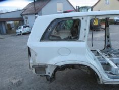 GL X164 2009 BŁOTNIK ĆWIARTKA PO DACHU PRAWA TYŁ