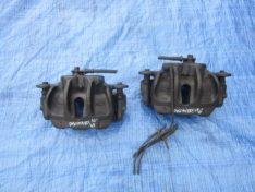 Land Rover Discovery IV 2016 ZACISK HAMULCOWY PRZÓD