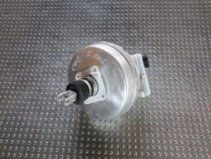 Jaguar F-Pace X761 2.0D 2016 POMPA HAMULCOWA + SERWO EU