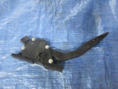 Isuzu D-Max II 2.5D 2013 PEDAŁ POTENCJOMETR GAZU EU