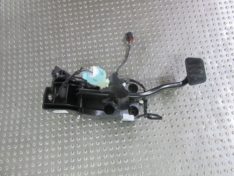 Ford Mustang VI GT LIFT 5.0i 2022 PEDAŁ SPRZĘGŁA HAMULCA KPL