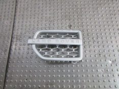 LAND ROVER DISCOVERY IV 2016 NAKŁADKA KRATKA BŁOTNIKA PRZÓD