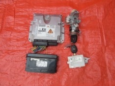 SUBARU FORESTER III 2009 2.0D STEROWNIKI ZESTAW DO ODPALENIA KPL