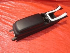 CHEVROLET VOLT OPEL AMPERA 10-13 TUNEL ŚRODKOWY PODŁOKIETNIK EU