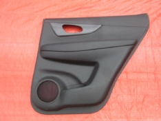 NISSAN ROGUE 2016 BOCZEK OSŁONA DRZWI PRAWY TYŁ