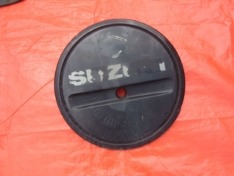 SUZUKI GRAND VITARA I OSŁONA POKRYWA KOŁA ZAPASOWEGO