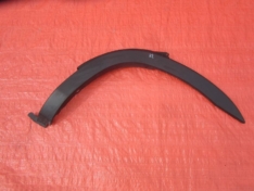 IVECO DAILY VI LISTWA NAKŁADKA OSŁONA BŁOTNIKA PRAWA PRZÓD