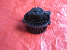 KIA SPORTAGE II 2.0D 2006 DMUCHAWA WENTYLATOR NAWIEWU EU