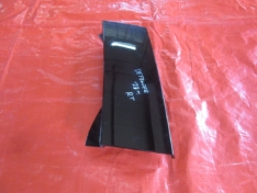 LAND ROVER DEFENDER 2023 OSŁONA PLASTIK SŁUPKA PRAWY TYŁ