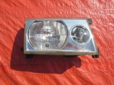 NISSAN TERRANO II LAMPA PRAWA PRZÓD
