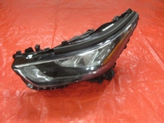 TOYOTA HIGHLANDER III 2020 LAMPA LEWA PRZÓD LED