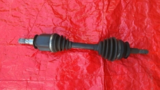 NISSAN PATHFINDER R51 2.5D 2005 PÓŁOŚ PRAWA PRZÓD