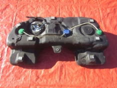 BMW X7 G07 2021 ZBIORNIK PALIWA BAK