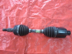 SUZUKI XL7 3.6i 2007 PÓŁOŚ PRAWA PRZÓD AUTOMAT