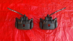 NISSAN JUKE 2011 ZACISK HAMULCOWY PRZÓD KPL