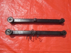 DODGE RAM 1500 2018 WAHACZ DOLNY TYŁ