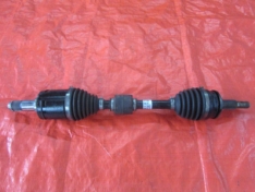 TOYOTA HIGHLANDER III 2.5i 2020 PÓŁOŚ LEWA PRZÓD