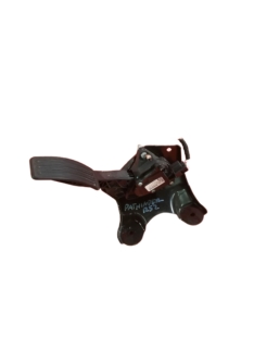 NISSAN PATHFINDER IV R52 PEDAŁ POTENCJOMETR GAZU