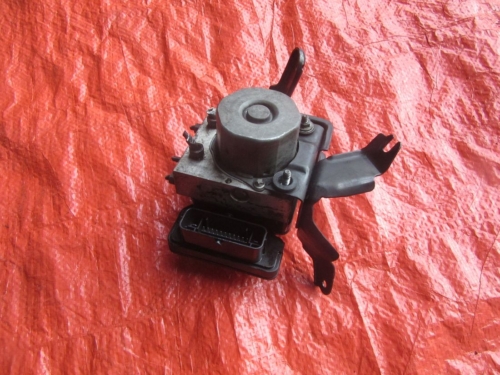 7faeeb814539b50418d681fdac5b3371